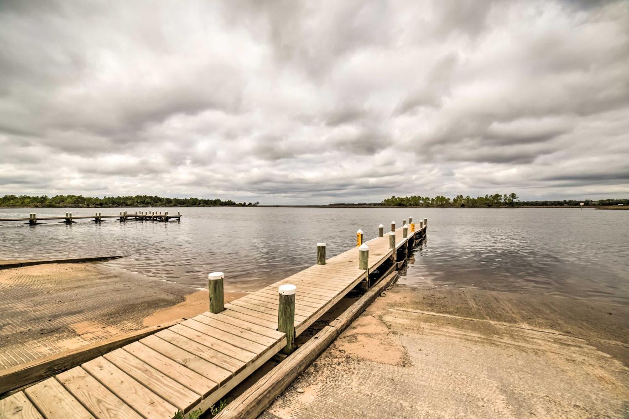 Waterfront Florida Vacation Rental With Boat Dock Milton Buitenkant foto